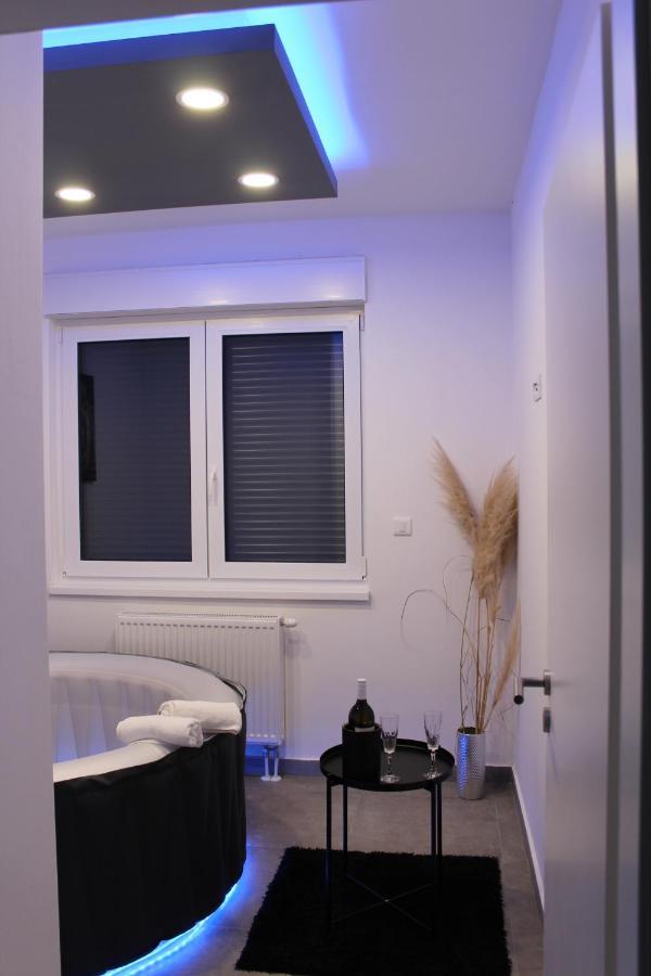 Jacuzzi Apartment Code 96 Zagreb Ngoại thất bức ảnh